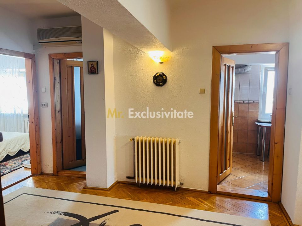 Apartament ultracentral, 3 camere, cu priveliste impresionanta, langa Mercur - Poză 14