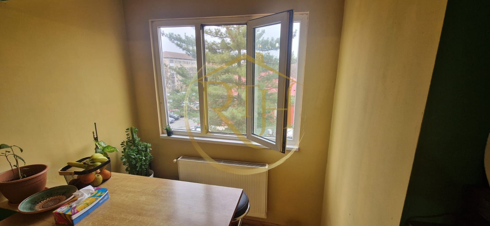 Vand apartament cu 4 camere in zona spitalul judetean,comision ,,0'' - Poză 17