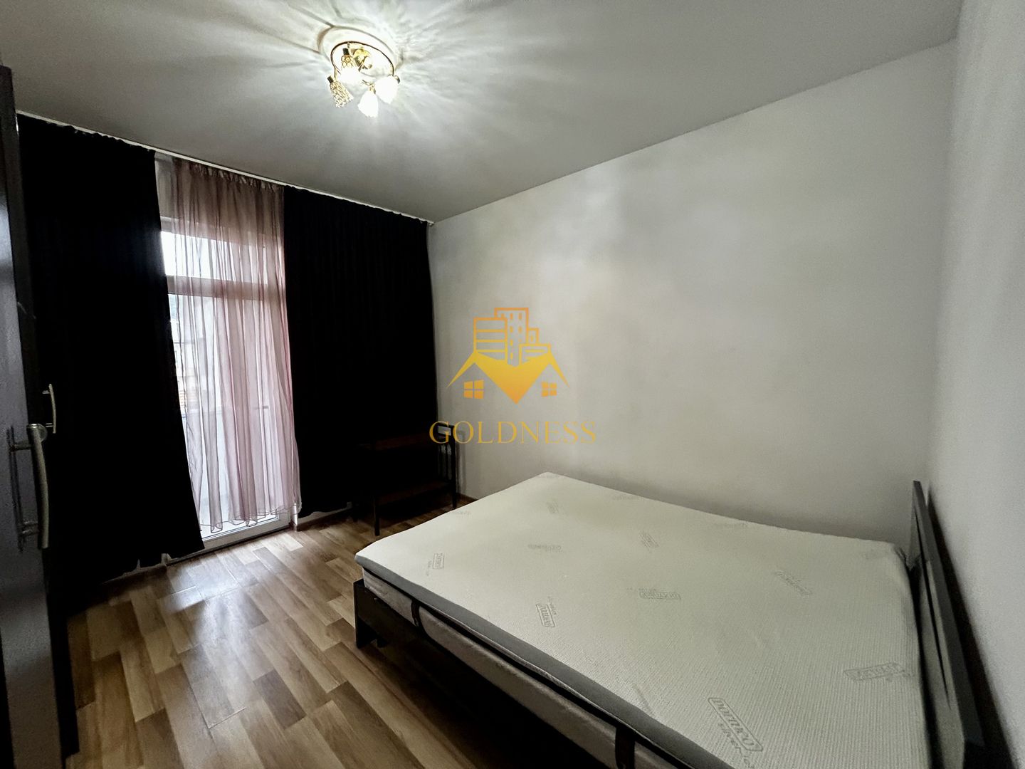 2 camere open space, Parcare, Zona Sub Cetate, Mega Image, Floresti - Poză 2