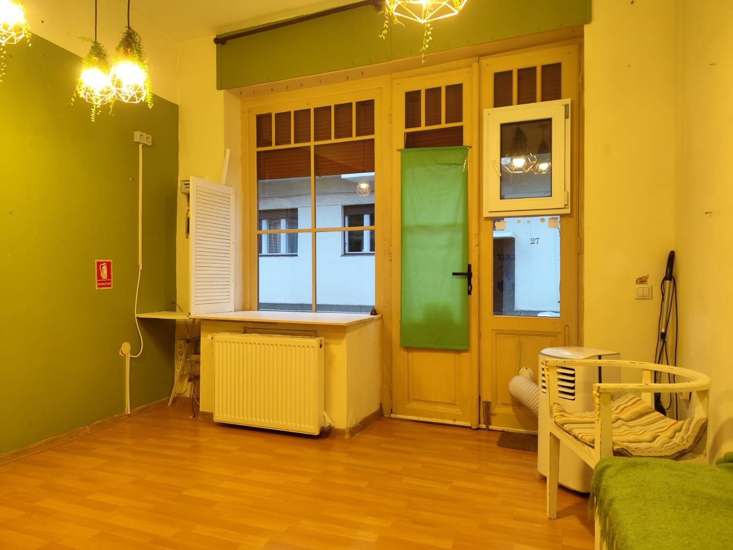 Spatiu comercial de inchiriat – ultracentral, str. Ady Endre, Oradea - Poză 1