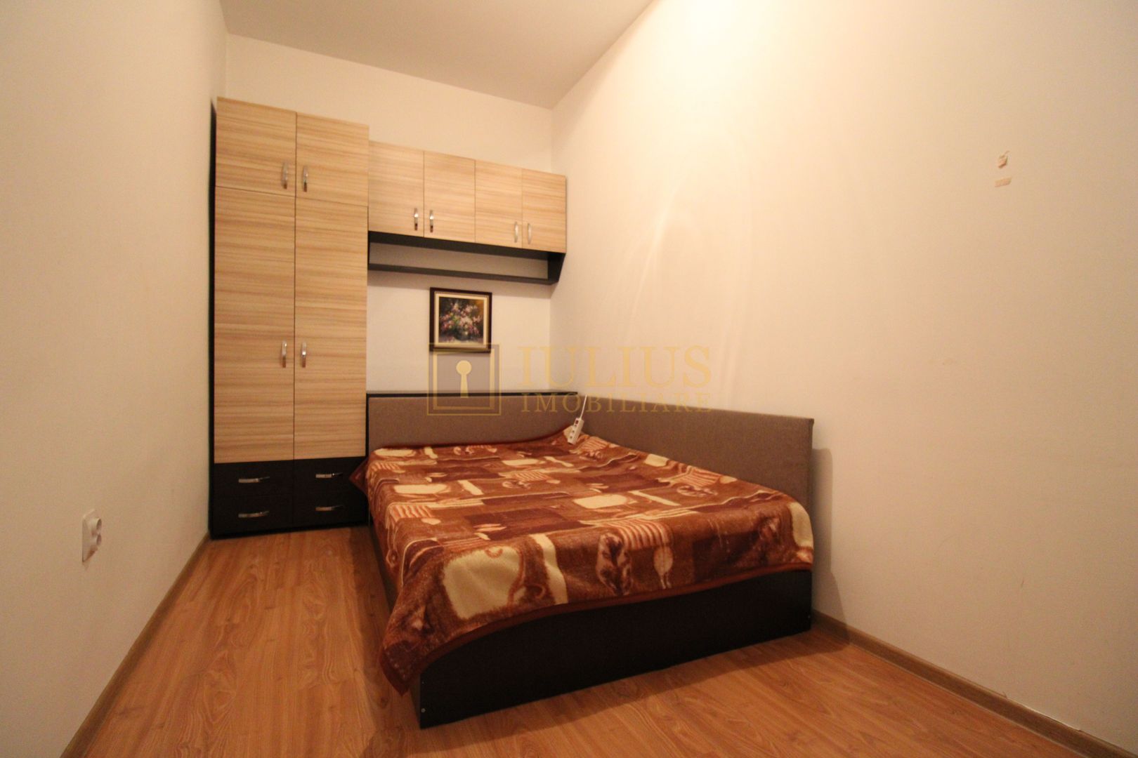Spatios, 3 camere, centrala proprie, curte interioara - Poză 9