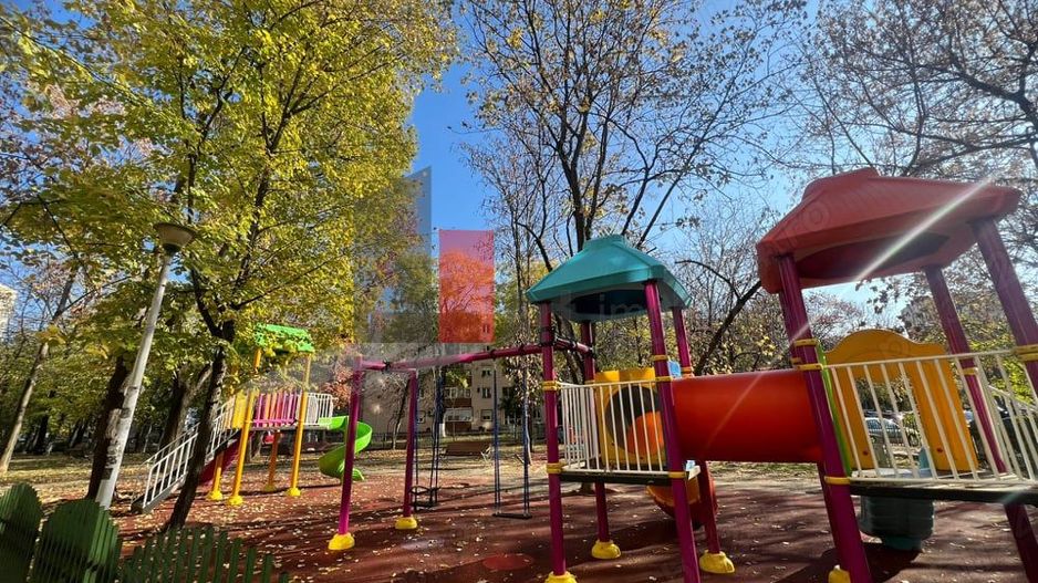 Ap.3 camere semidec. et. 6/10, piața Matei Ambrozie - Poză 5