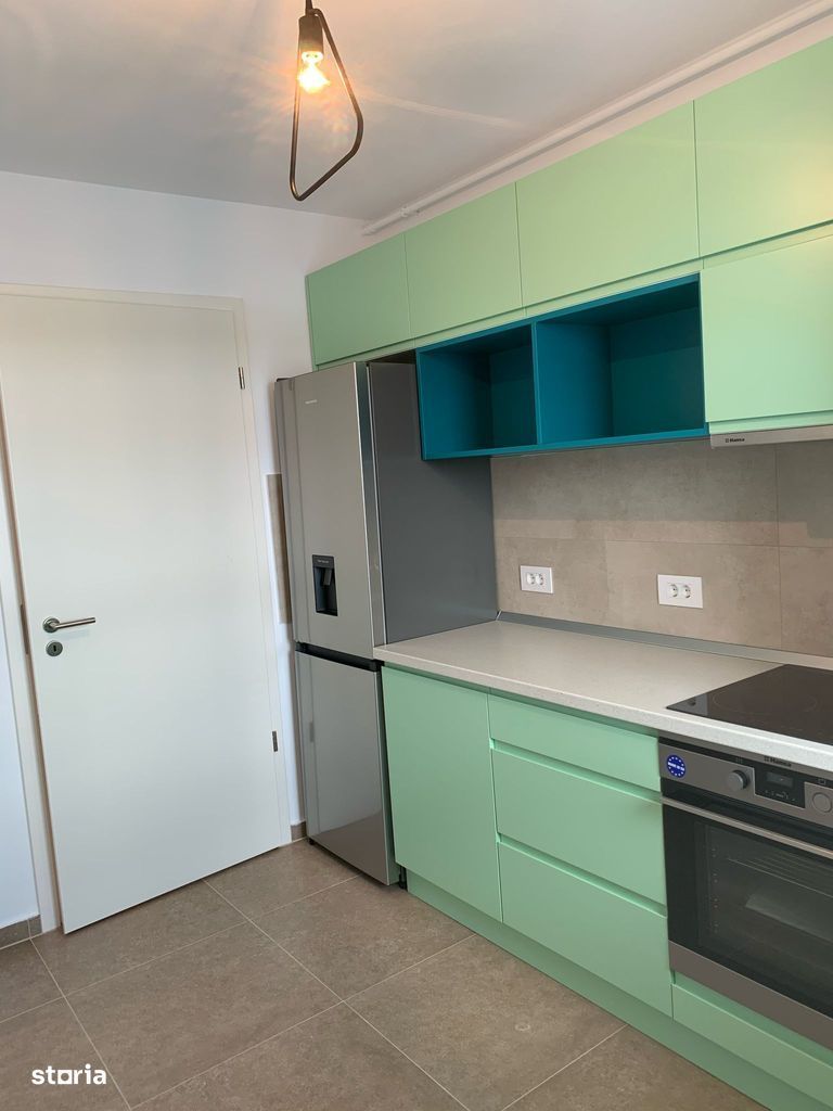 Tractorul - Kasper Coresi, ap 2 camere, decomandat, boxa, loc parcare - Poză 4