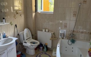 Casă 4 camere, Valea Lupului, Str. Neagoe Basarab, construcție 2014, P+E+pod, teren 213 mp, 105 mp utili + 11 mp terasă + 4 mp balcon - Poză 4