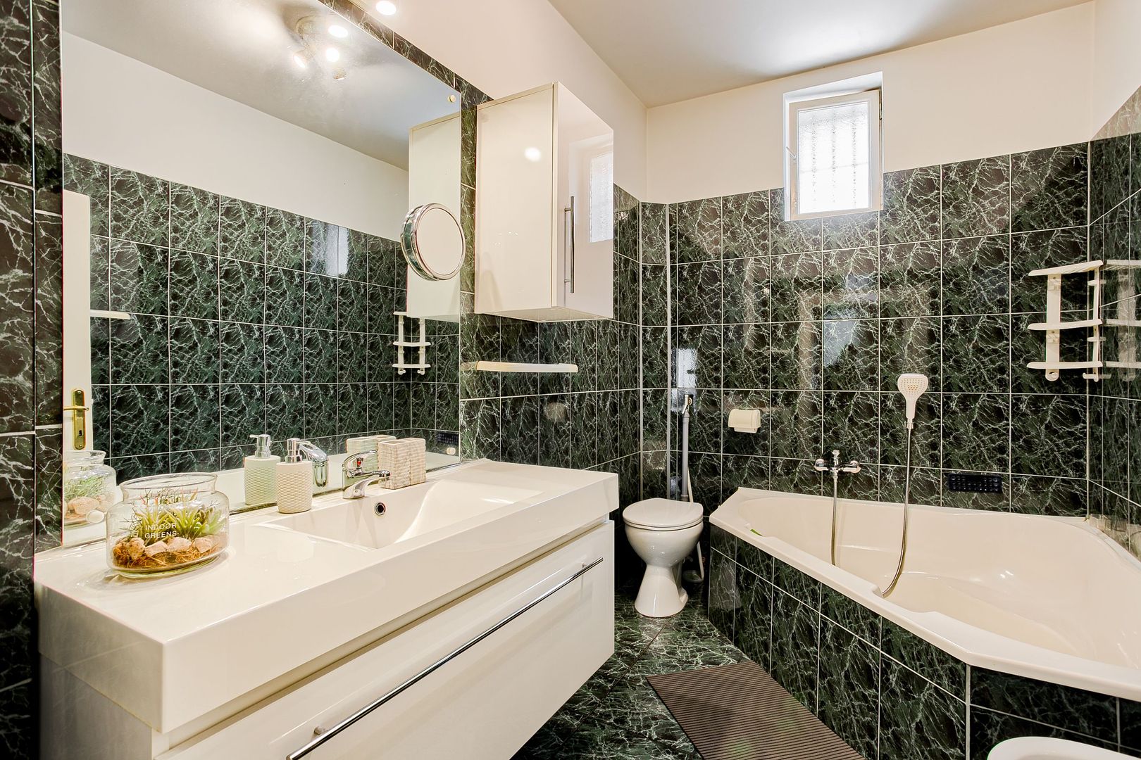 Casă Aradul Nou cu 5 camere și teren 2189 mp - Poză 8