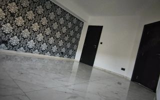Casă nemobilată de închiriat în Iași, zona Poitiers - Poză 3