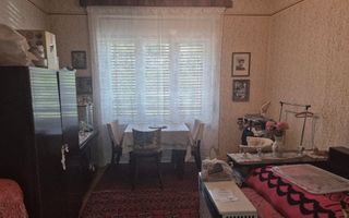 Vand casa 4 camere in Muncitoresc - Poză 1