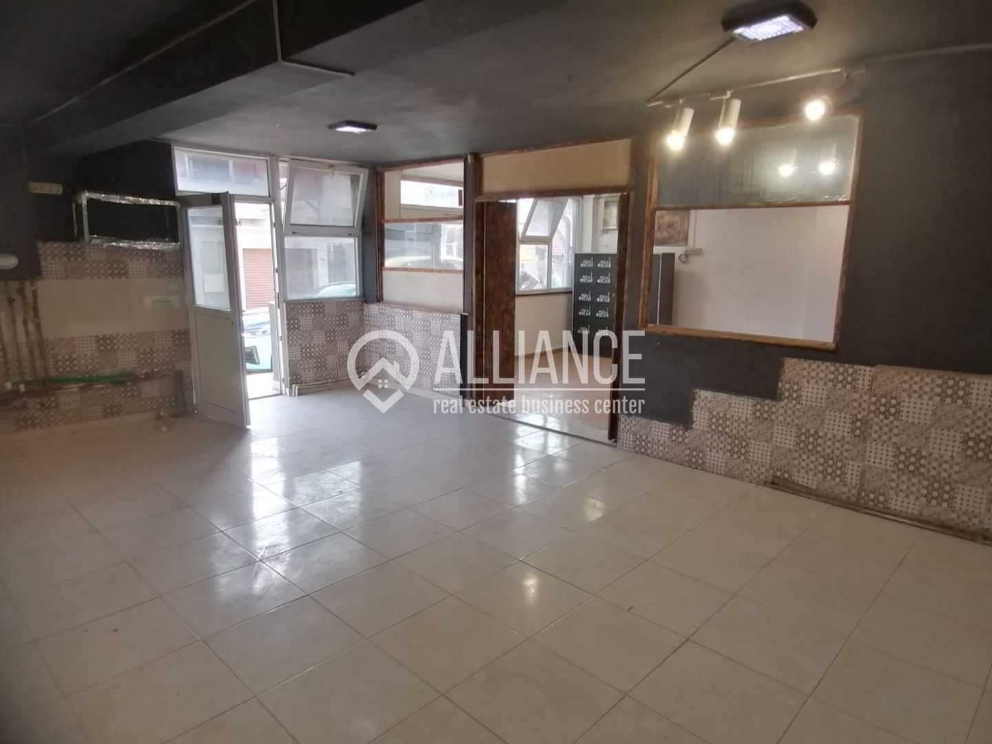 COICIU (COD 10) - Spațiu comercial de inchiriat - Poză 4