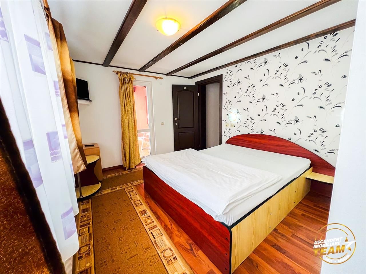 Pensiune in decor fermecator, loc de istorie si legenda, Moieciu de Jos, Bran - Poză 48
