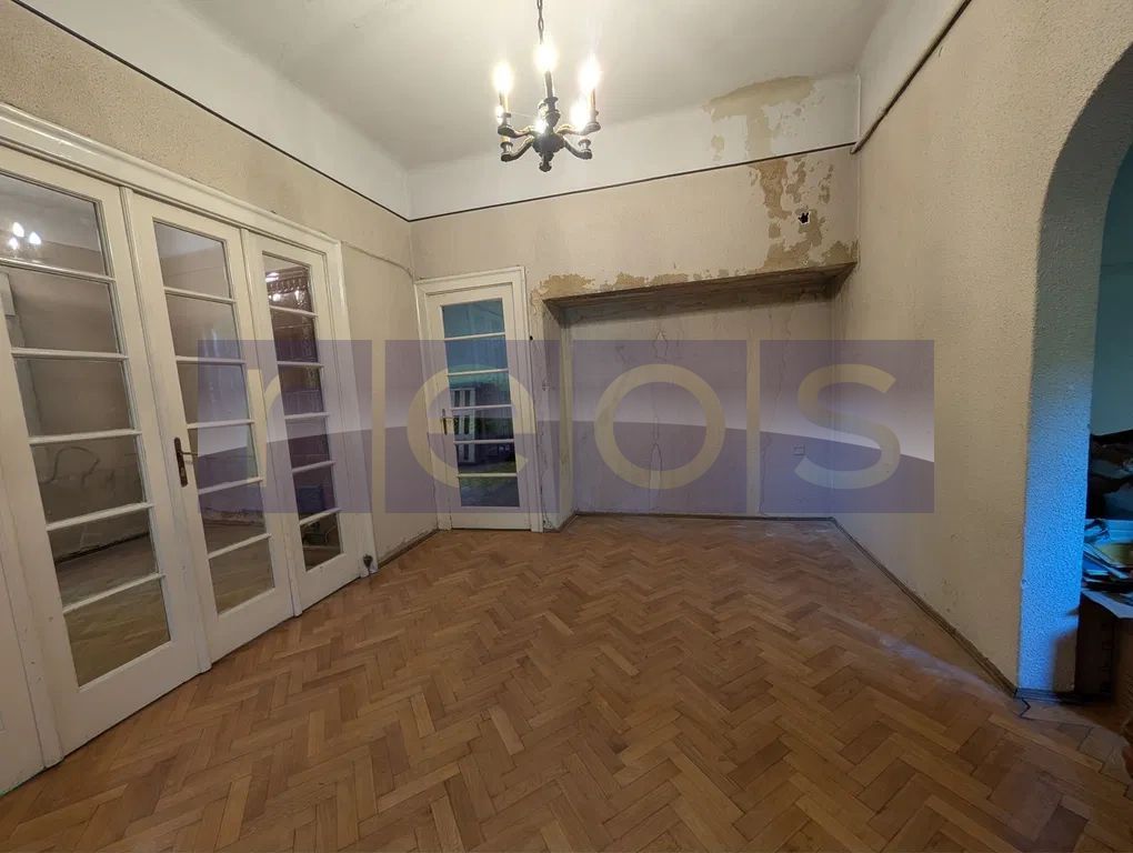 DE VANZARE APARTAMENT IN VILA – DOROBANTI – PARTER – IMOBIL P+1+M - Poză 3