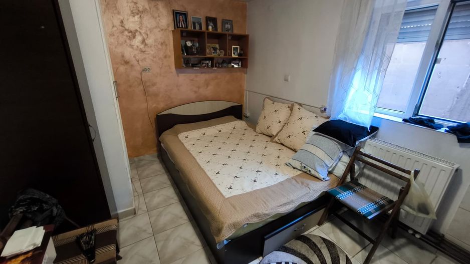 VIILE NOI - casa cu o curte generoasa disponibila imediat - Poză 9