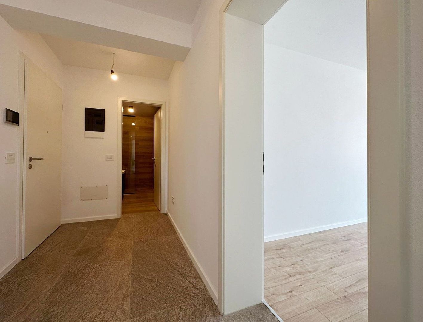 Vindem apartament NOU faza 5 Coresi Avantgarden - Poză 11