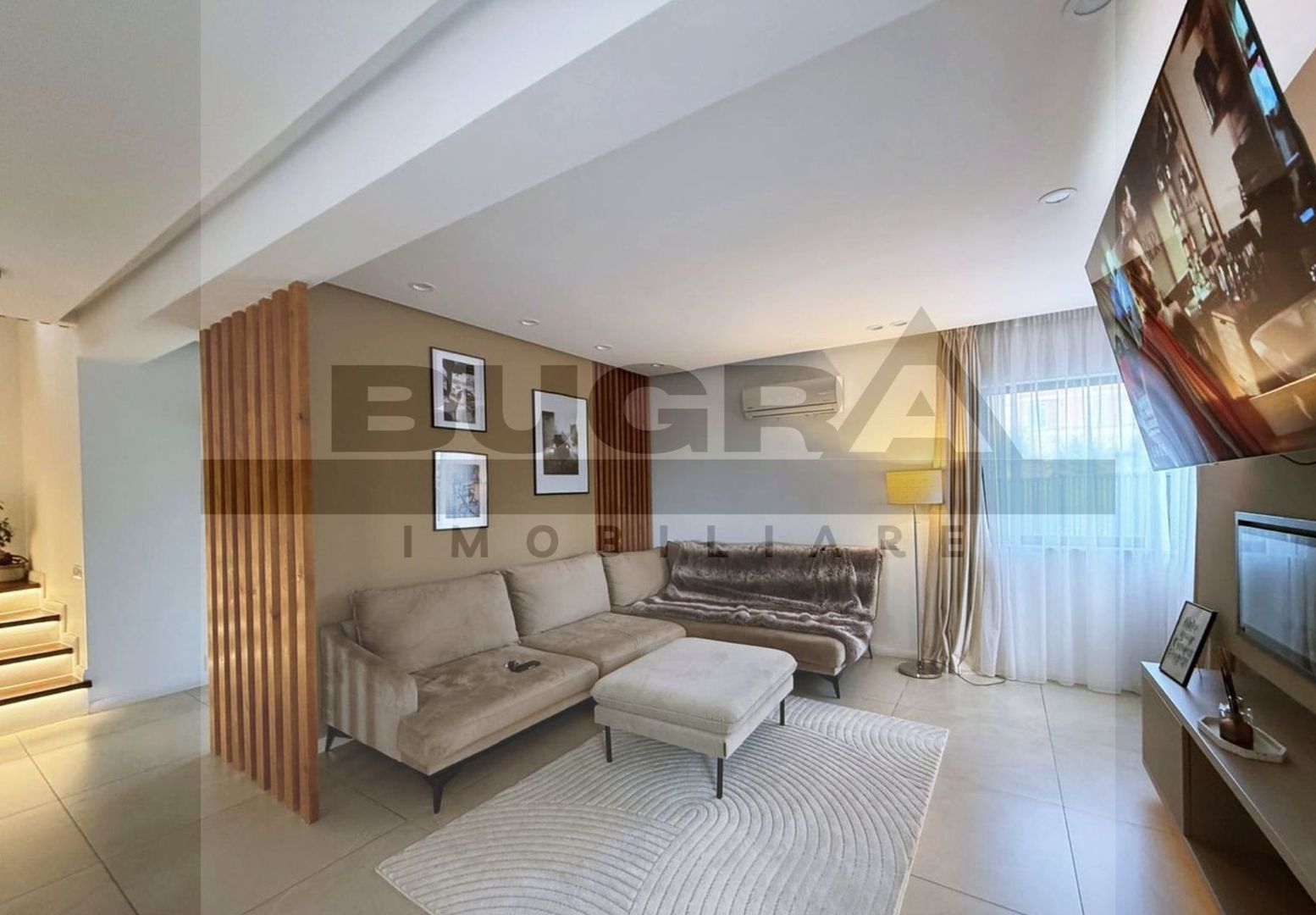 Casă individuala cu piscină si priveliste panoramica, zona Dezmir - Poză 12