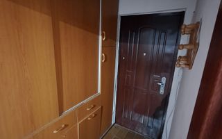 Garsoniera zona La Terenuri - Poză 5