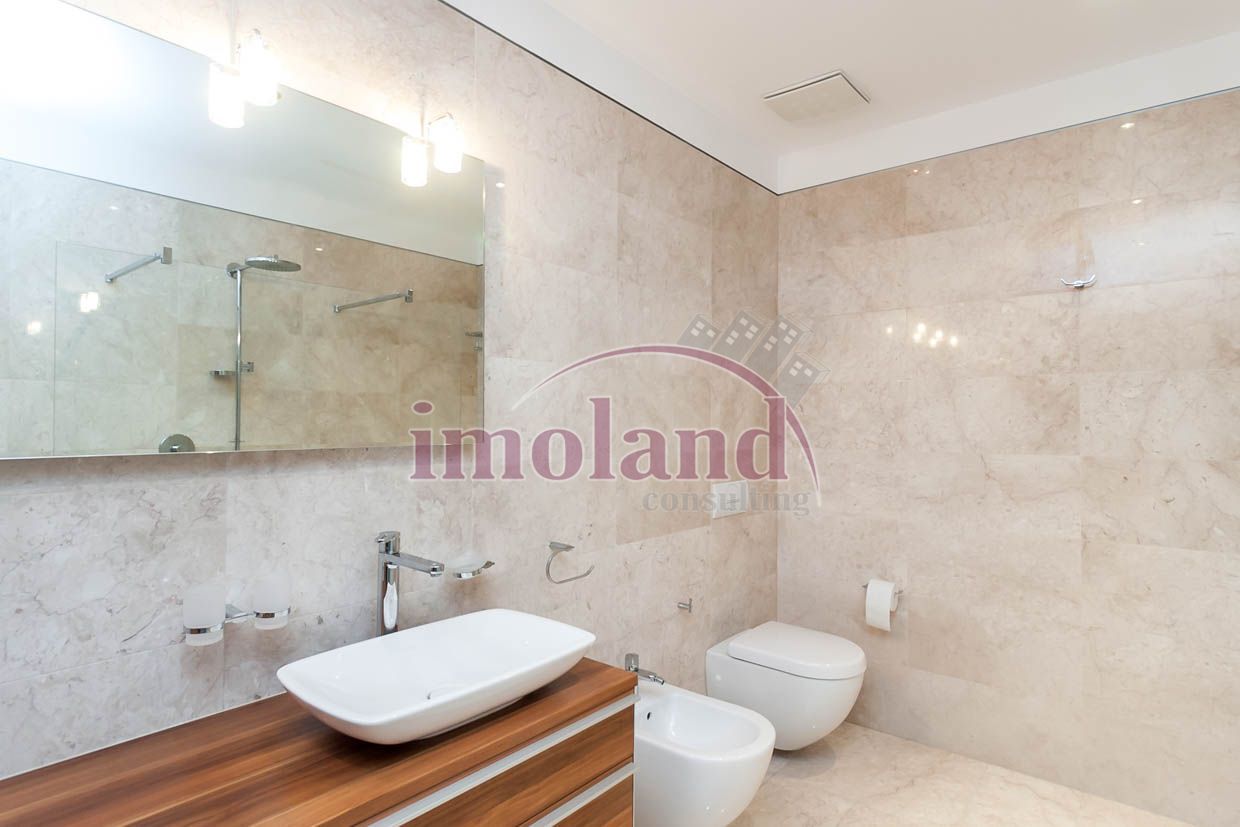 Inchiriere - apartament - 4 camere+terasa+loc parcare - Primaverii - Poză 6