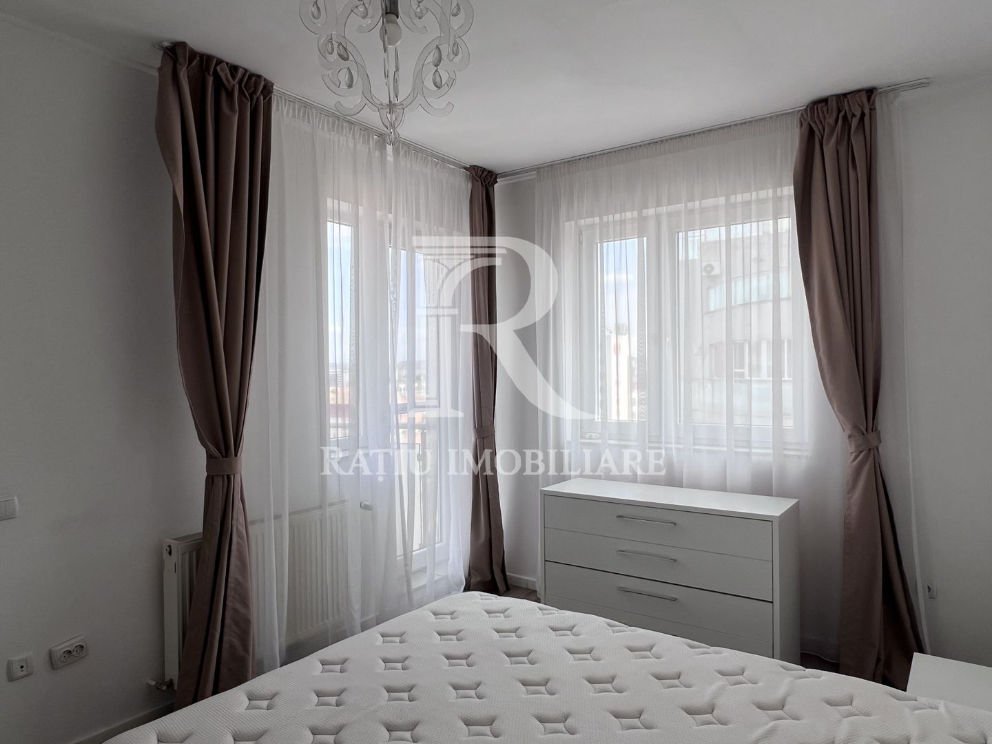Apartament cu 3 Camere | Dormitor Matrimonial | Luceafărul | Oradea - Poză 10