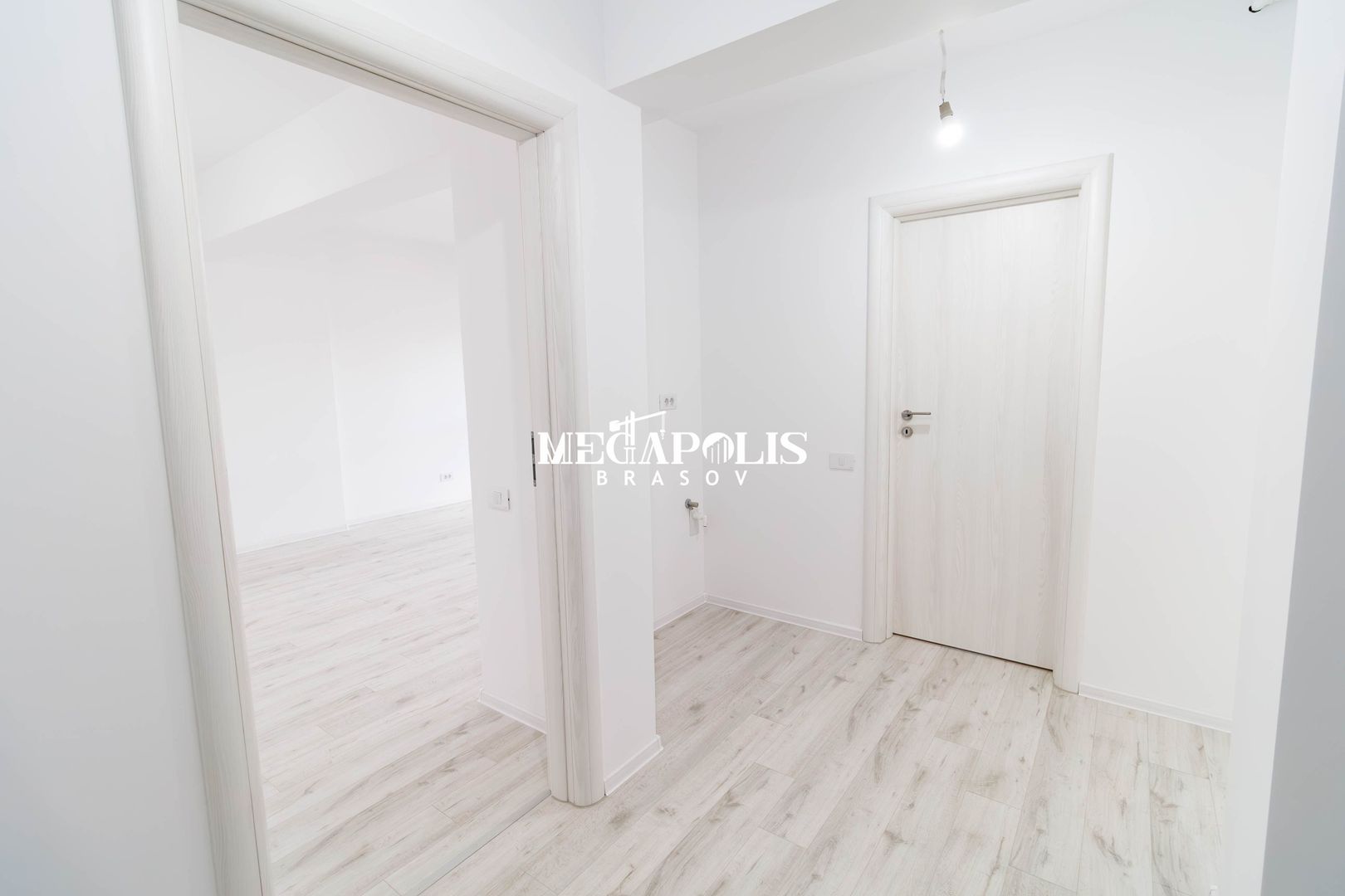 Apartament 2 Camere Decomandat/ Brasov/ Intabulat - Poză 13