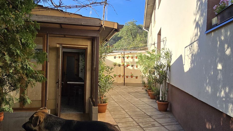 Casă spațioasă cu 6 camere în Triaj preț ajustat - COMISION 0%🌿🏡 - Poză 24