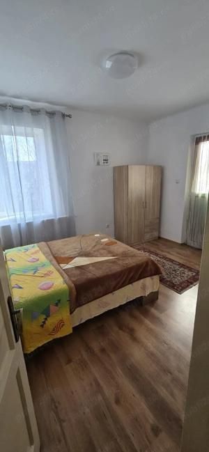 Vânzare apartament 2 camere Central Târgu Jiu etaj 2 - Poză 4