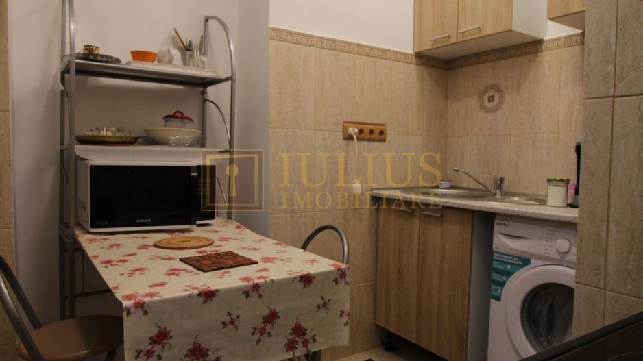 5 minute de mers pe jos de UMFT,  apartament foarte spatios - Poză 7