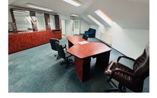 De inchiriat cladire comerciala potential P+M Gradiste Arad - Poză 20