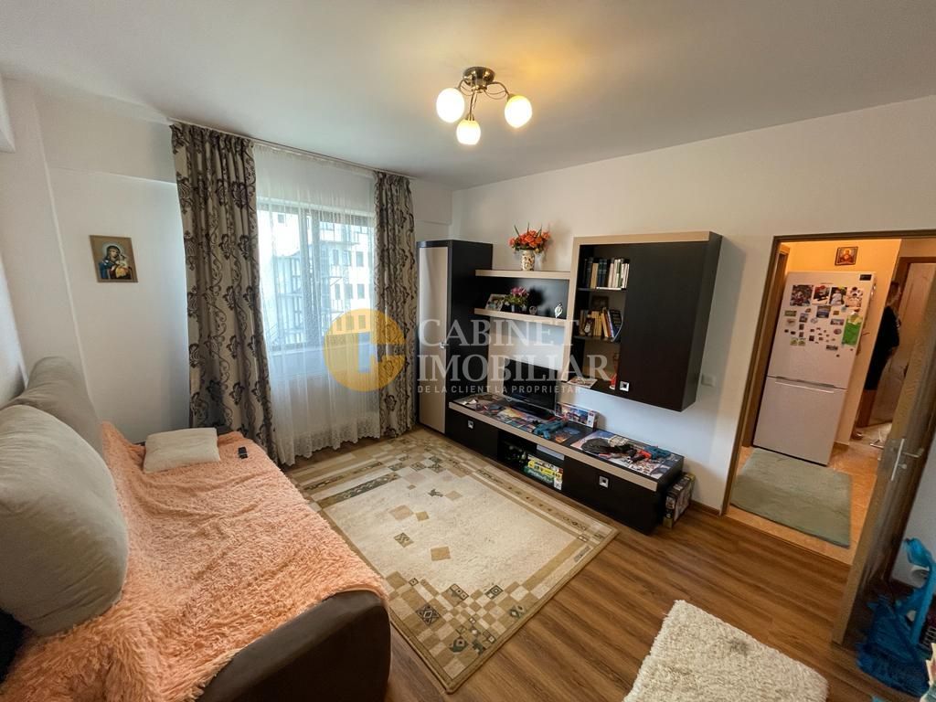 Etaj 2 Apartament 2 Camere Decomandat Cug - Poză 1