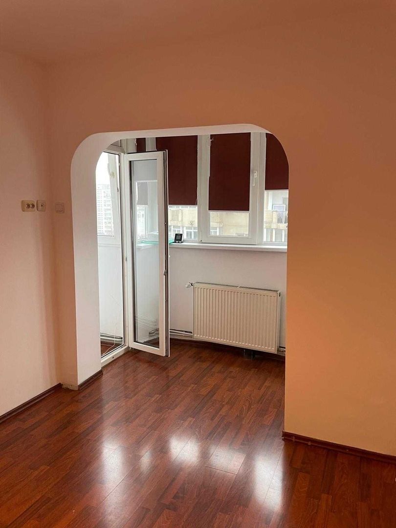 De vanzare 3 camere, centrala,  etaj 8, instalație nouă,  zona 13 Septembrie - Poză 4