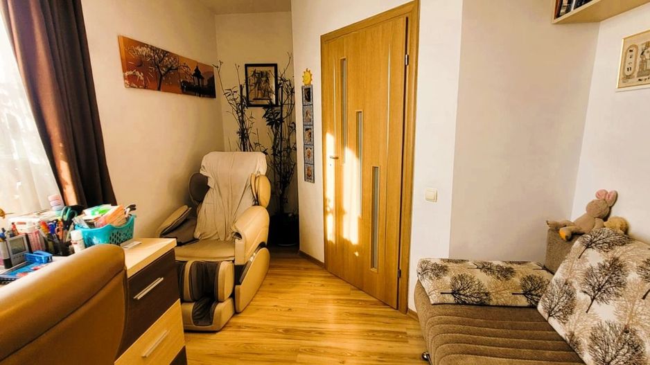 Casă 4 camere P+1 de vanzare   Domnești - Poză 5