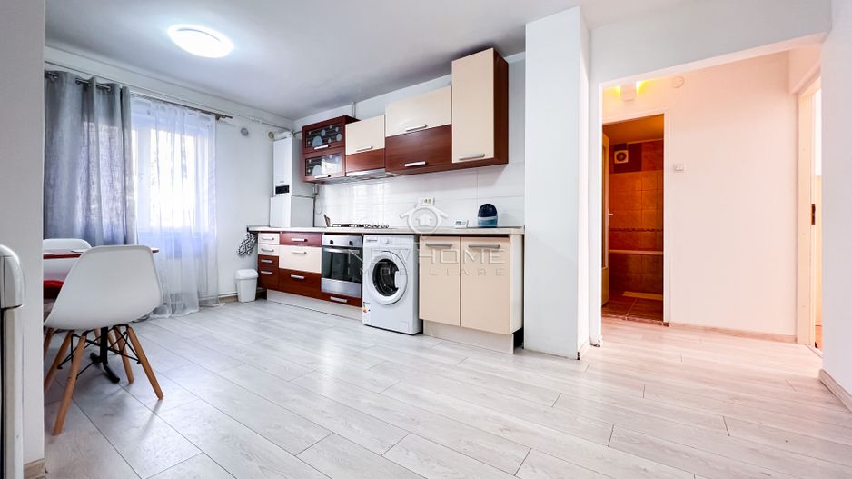 Apartament 2 camere decomandat, zona Iulius Mall - Poză 1