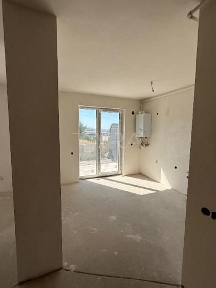 Ultimul apartament din ansamblu, terasă de 25 mp și grădină de 70 mp. - Poză 3