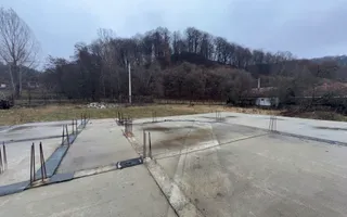 TEREN INTRAVILAN 2200 MP CAMPULUNG ARGES - Poză 19