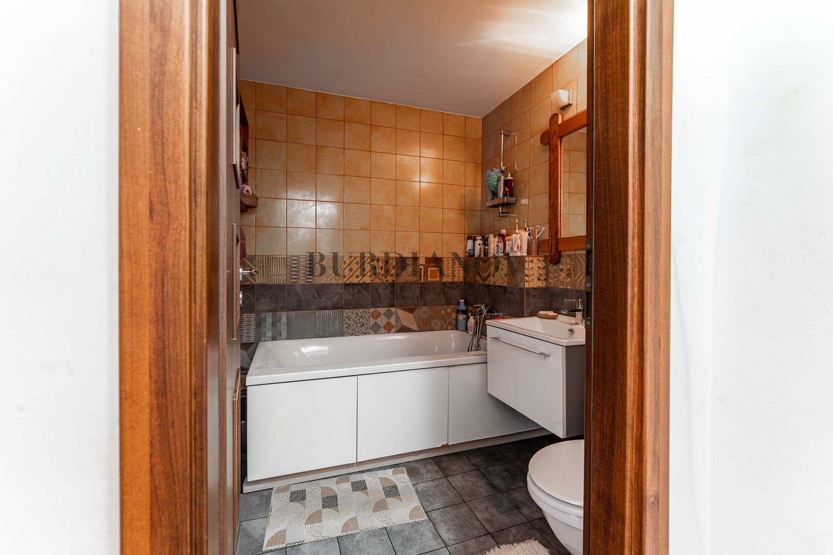 Apartament cu 3 camere - Șoseaua Berceni 21- Metrou Piața Sudului - Poză 12