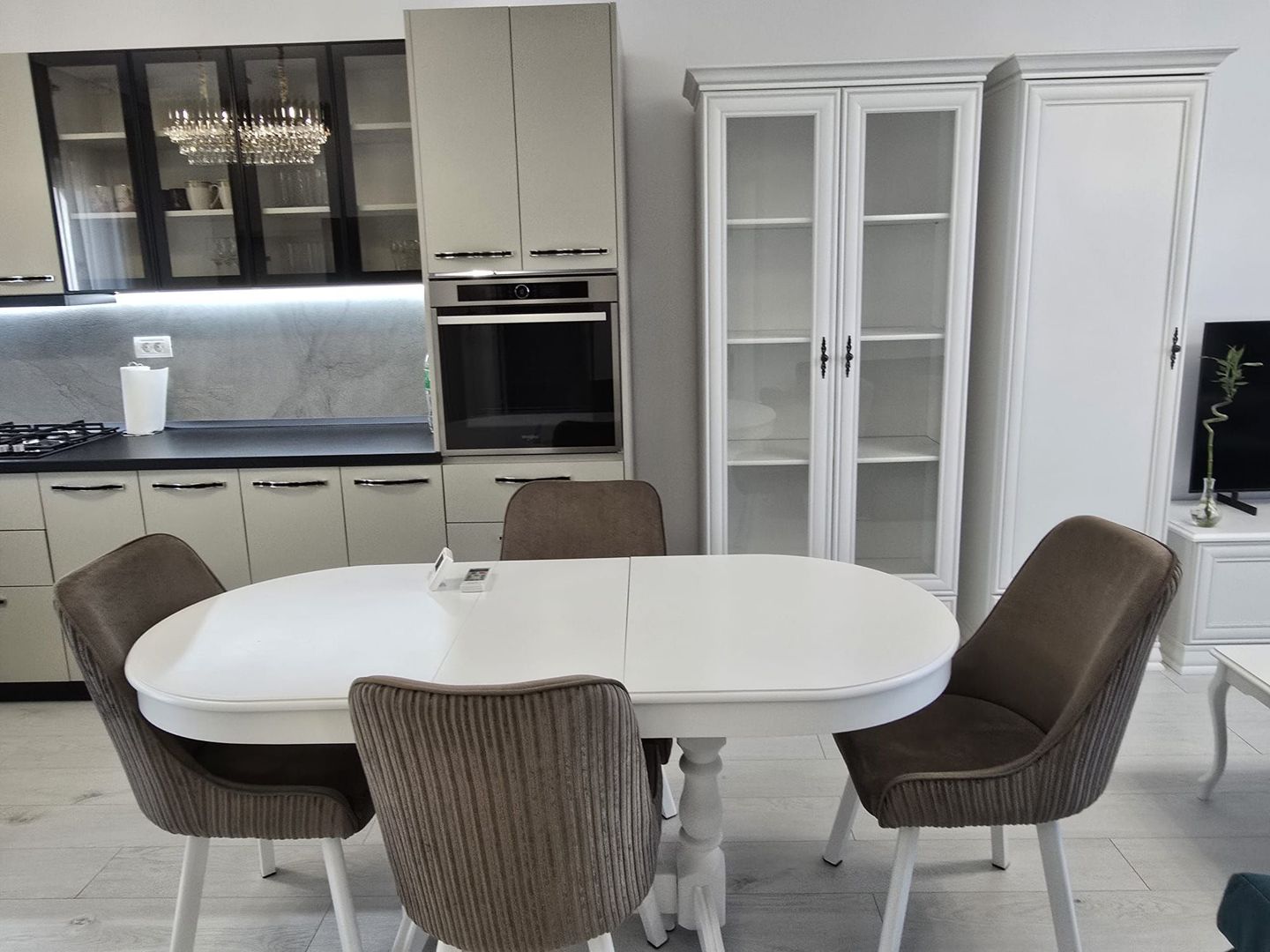 AP. 3 CAMERE IN VILA CLINCENI, MOBILAT, TOATE UTILITATILE, COMISION 0% - Poză 11