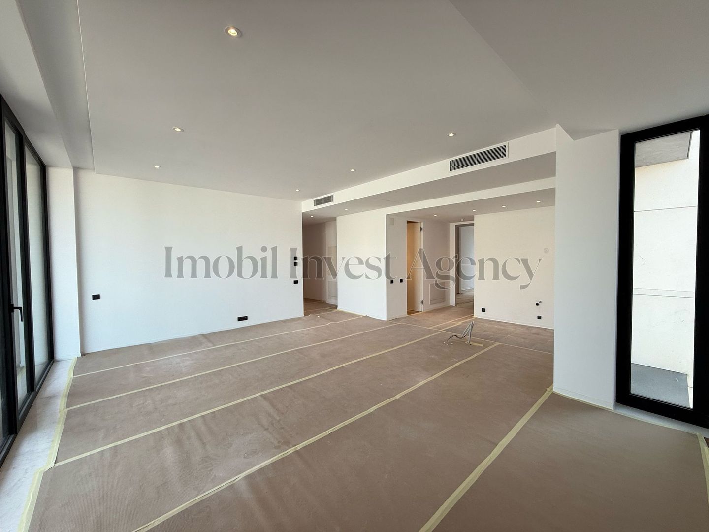 Apartament cu 4 camere in zona Floreasca - Aviatiei la intrare in parc - Poză 3