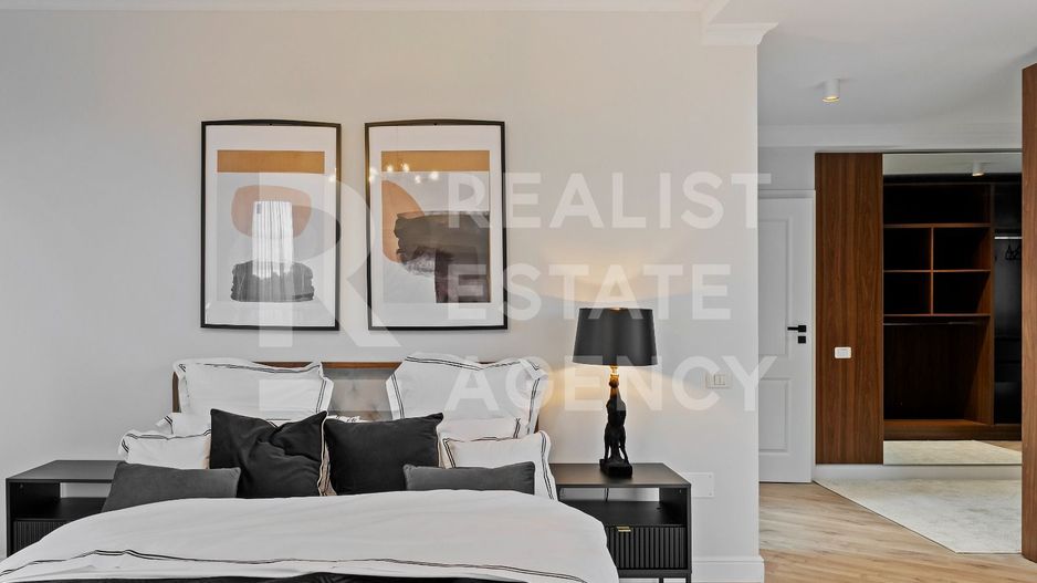 Vilă de lux situată într-un cadru natural deosebit - Poză 9