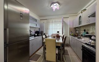 Apartament 2 camere | 56 mp | Etaj intermediar | Renovat | Cetate - Poză 3