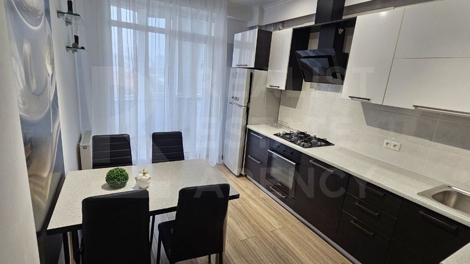 Chirie, apartament, 3 camere, str. Sfatul Ţării, Centru - Poză 4