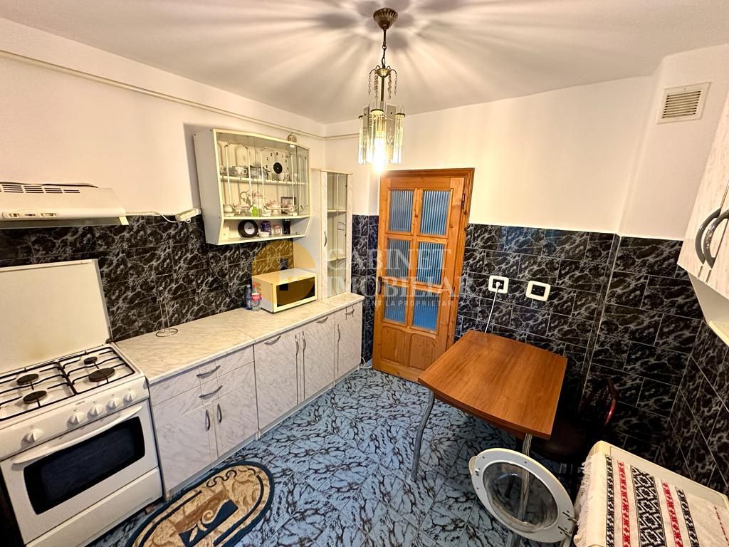 2 Camere Decomandat Prima Statie Nicolina 2 - Bloc 1984 - Poză 6