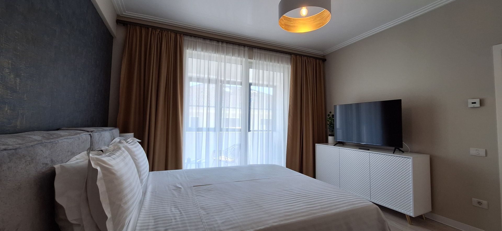 Apartament mobilat si utilat cu 2 locuri de parcare - Poză 13