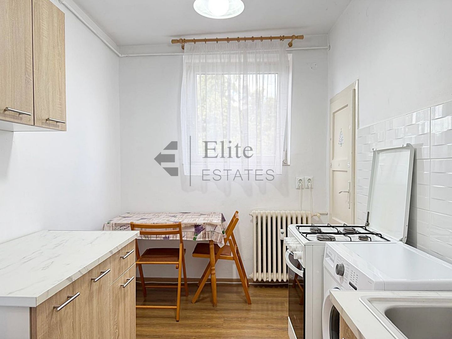Apartament cu 2 camere ultracentral in Oradea - Poză 8