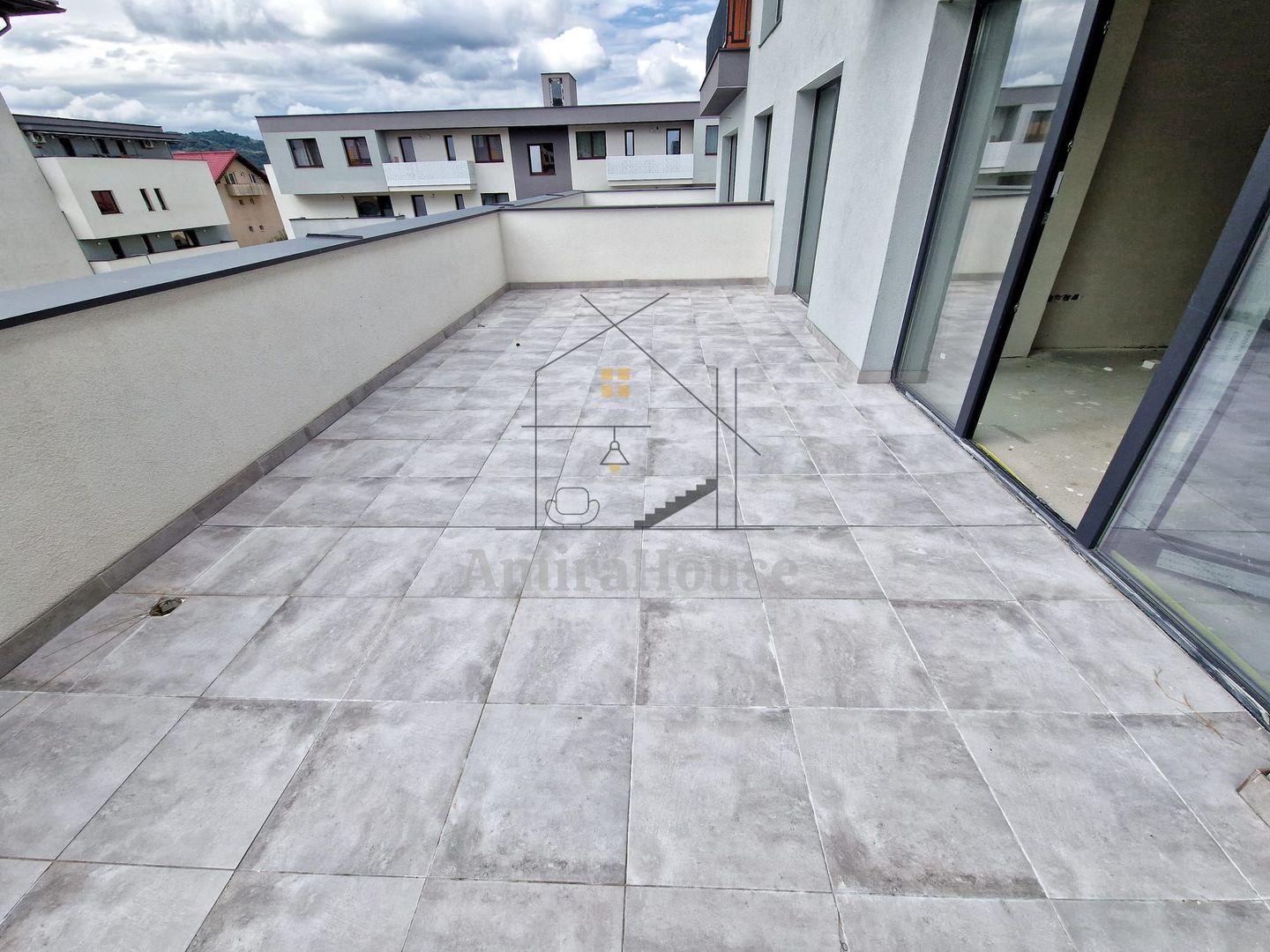 Apartament 2 camere, finisat, parcare, terasa 31 mp,  str Sub Cetate, Floresti - Poză 21