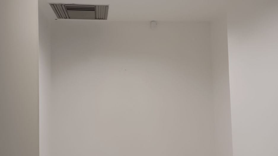 Spațiu birouri, Decebal Oradea. 2 700 Euro+TVA/lună (neg). Comision 0 - Poză 11