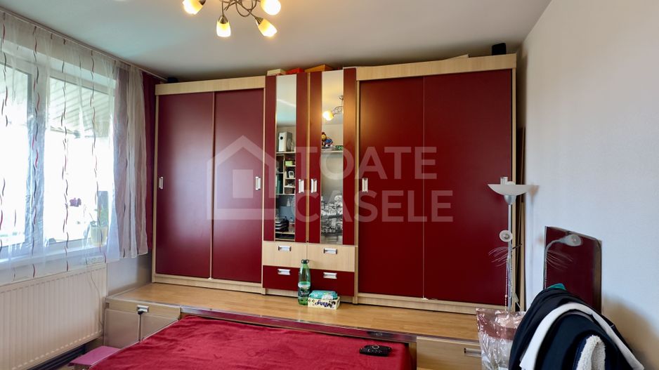Vând apartament cu 2 camere, zona Mercur - Poză 5