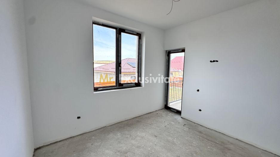 Casa individuala-4 dormitoare,225 mp utili,garaj-Chinteni - Poză 15