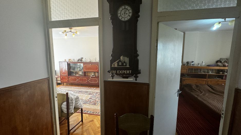 APARTAMENT 2 CAMERE, CAMPULUNG, ETAJ 3, GRUI - Poză 35