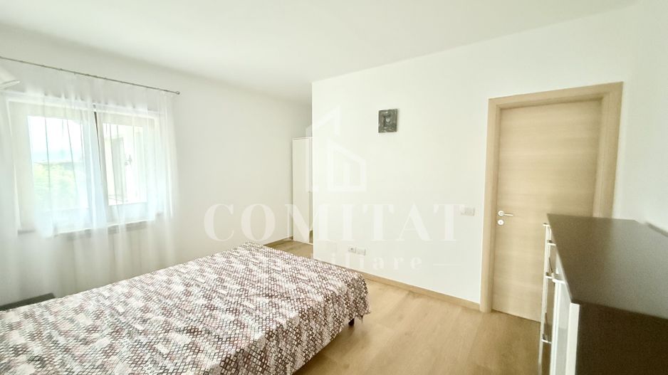 Casă cochetă cu teren generos și panoramă Chinteni - Poză 27