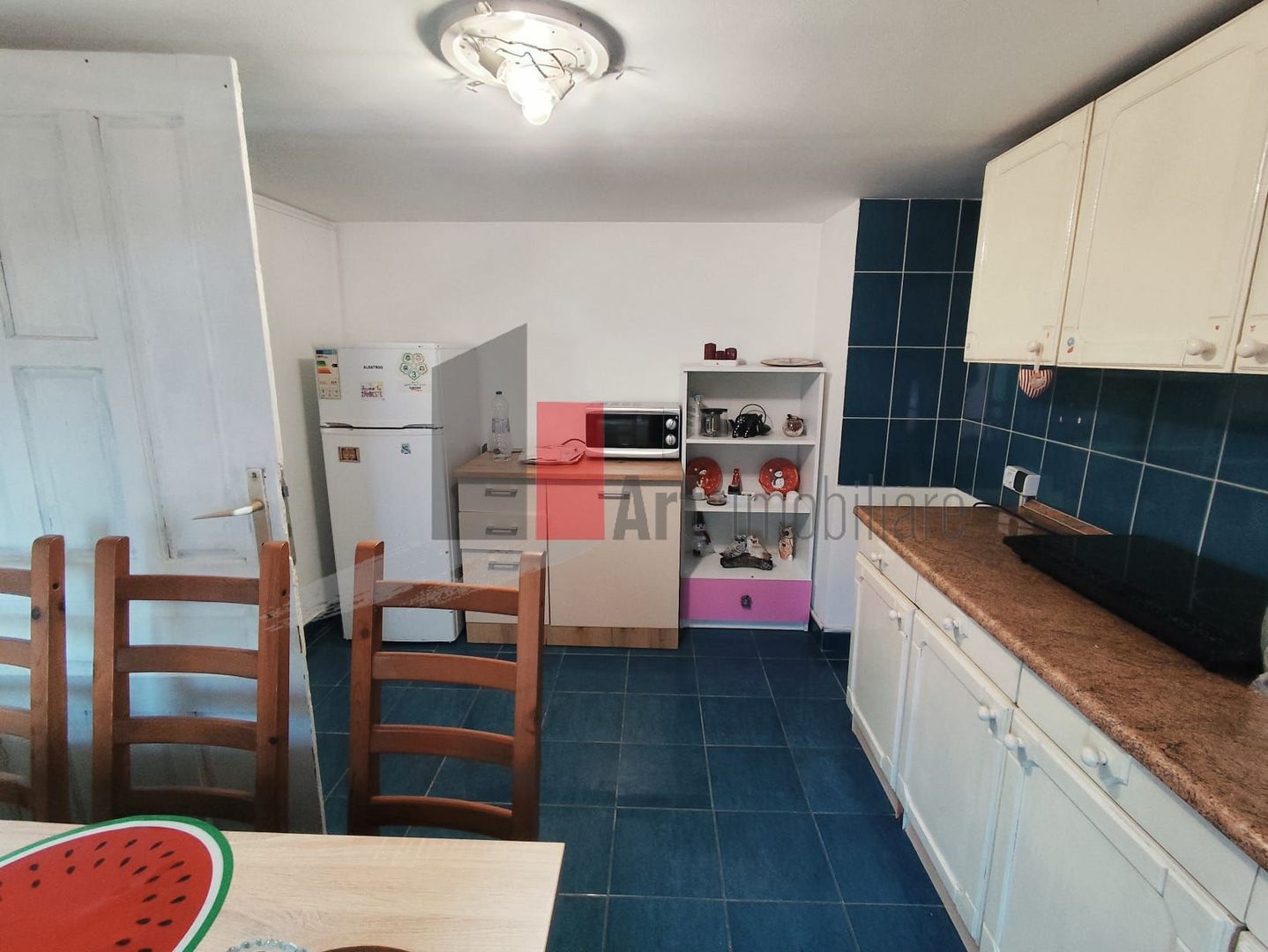 Vila de inchiriat/ Spatiu comercial.(etaj1/mansarda) Domenii - Poză 7