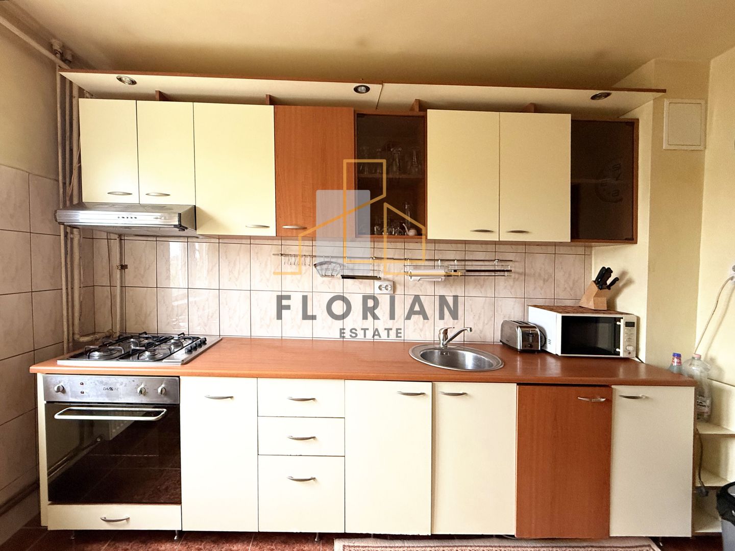 Apartament 4 camere de închiriat –500 euro| Zona Lipovei - Poză 14