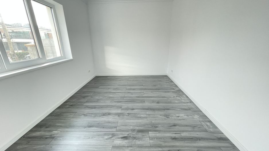 Casa de familie in zona rezidentiala - Poză 16