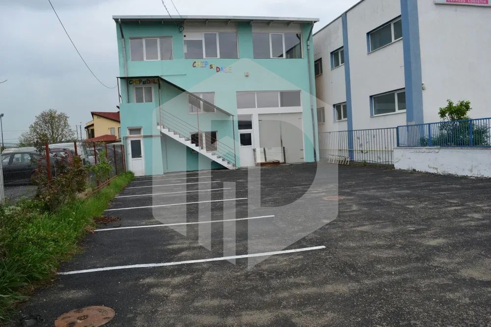 Spatiu Comercial - Terezian - 400mpu - 577mp Teren - Parcare proprie - Poză 3
